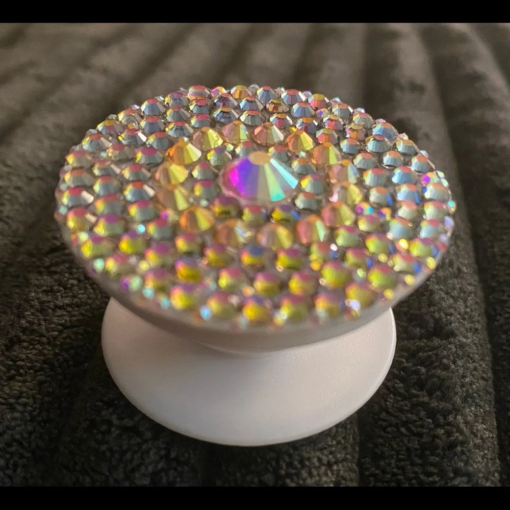 Rhinestone Pop Grip